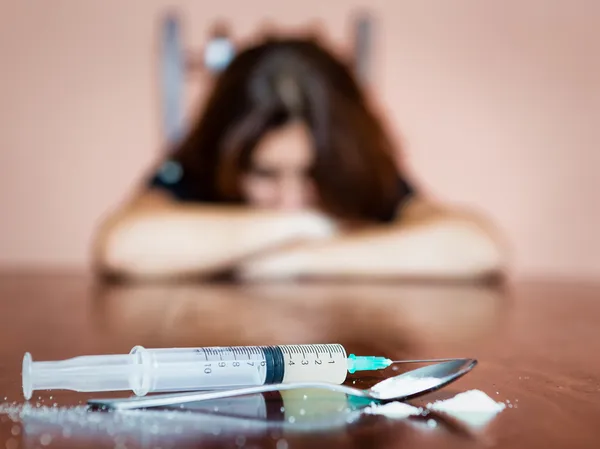 Dr Raghav Oza treats substance abuse and drug addiction helping patients recover